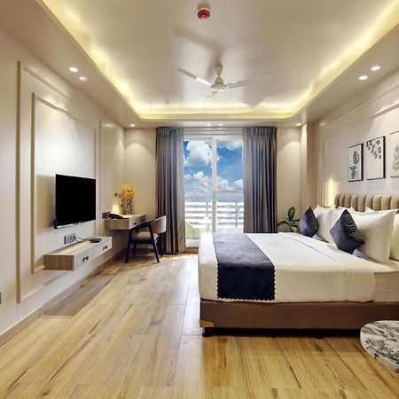 Saltstayz Premier - Near Golf Course Road & Sector 57 Gurgaon Extérieur photo