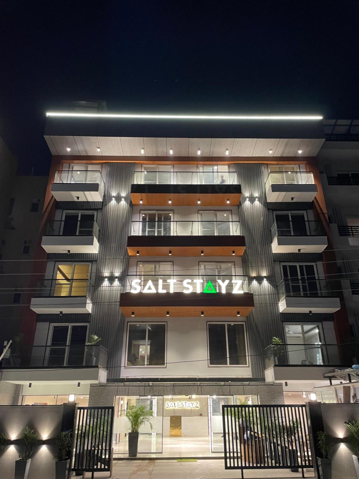 Saltstayz Premier - Near Golf Course Road & Sector 57 Gurgaon Extérieur photo