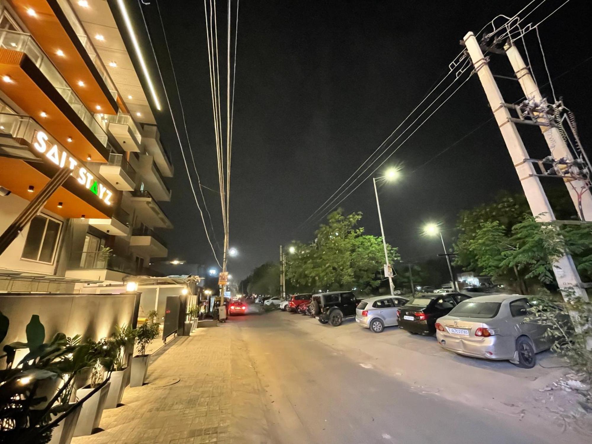 Saltstayz Premier - Near Golf Course Road & Sector 57 Gurgaon Extérieur photo