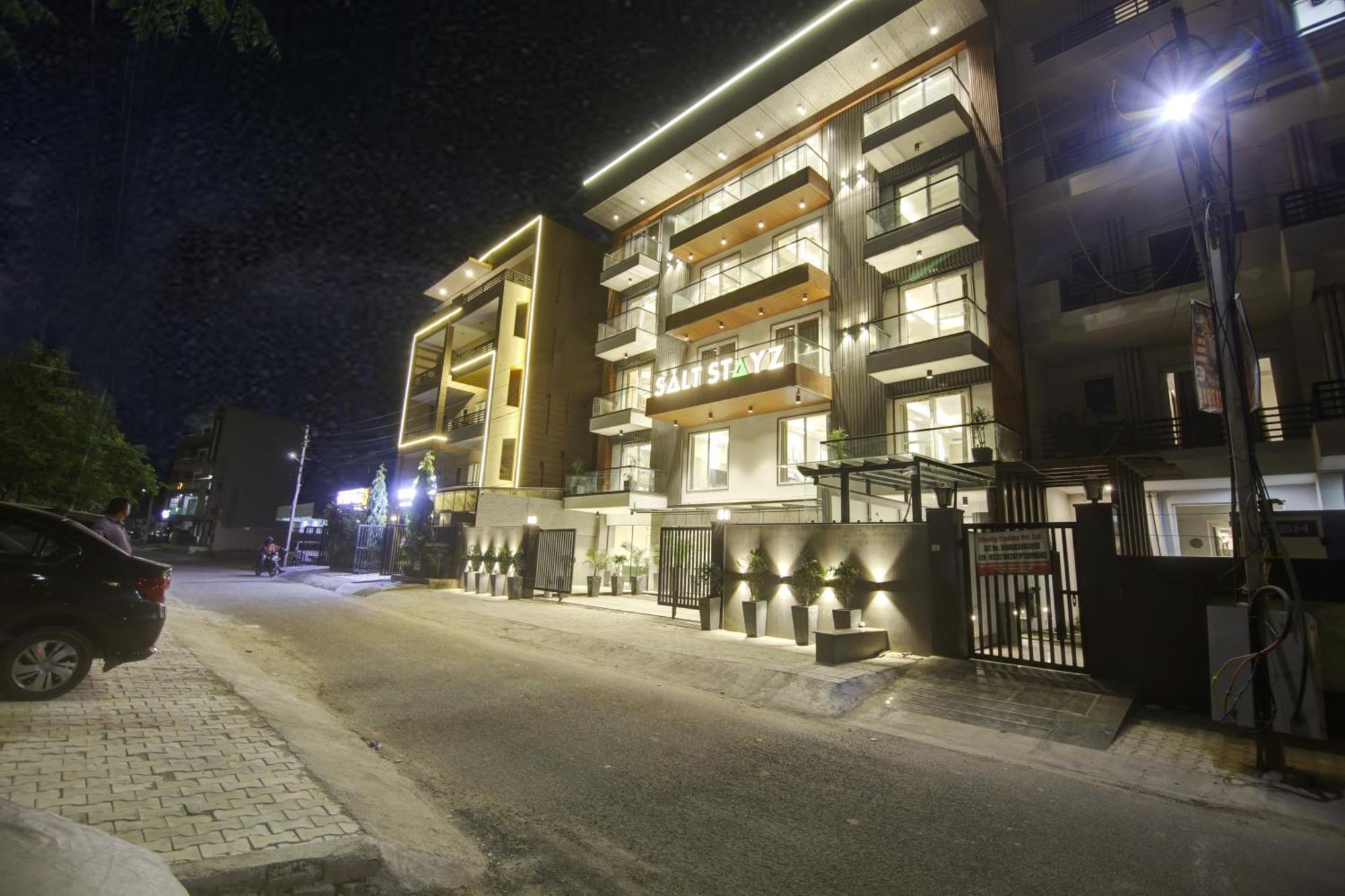 Saltstayz Premier - Near Golf Course Road & Sector 57 Gurgaon Extérieur photo