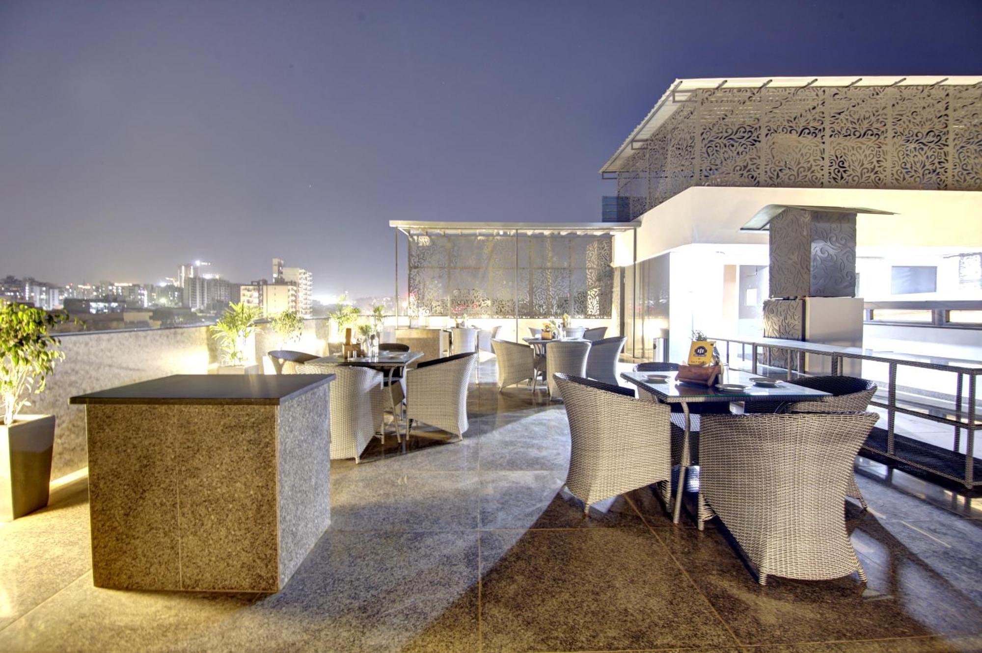 Saltstayz Premier - Near Golf Course Road & Sector 57 Gurgaon Extérieur photo