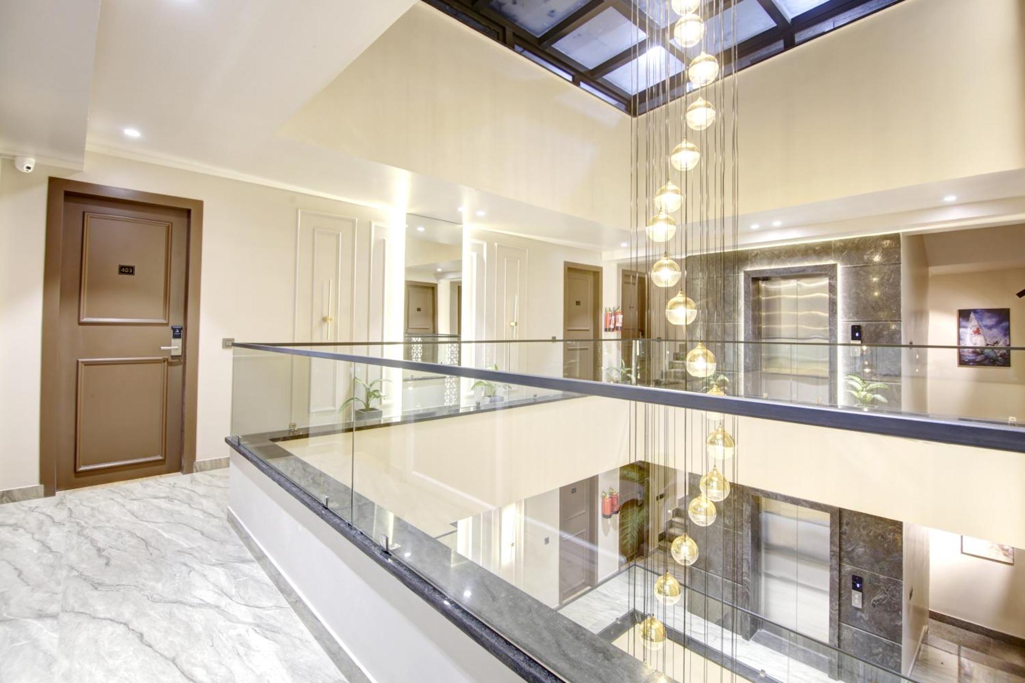 Saltstayz Premier - Near Golf Course Road & Sector 57 Gurgaon Extérieur photo