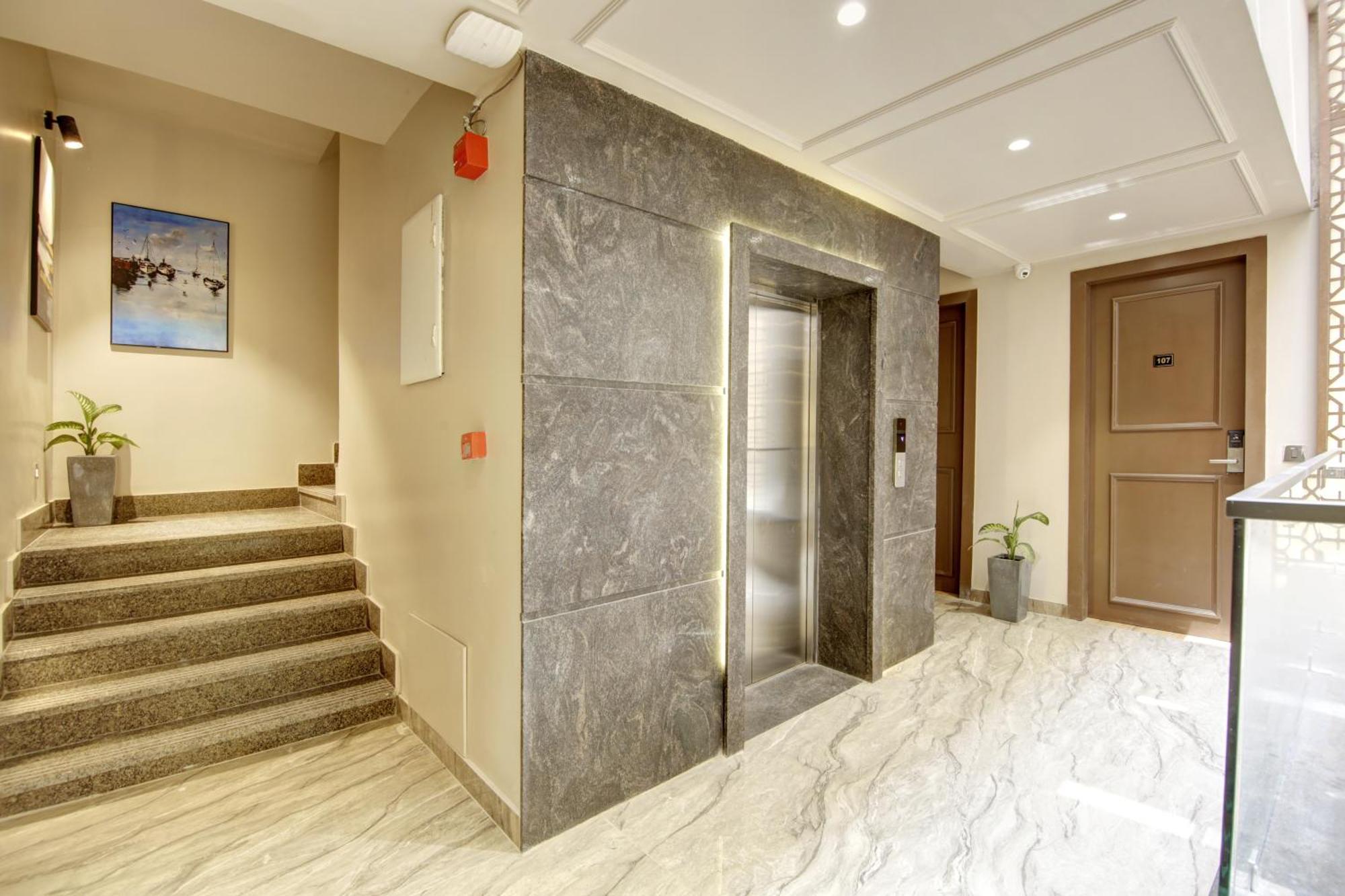 Saltstayz Premier - Near Golf Course Road & Sector 57 Gurgaon Extérieur photo