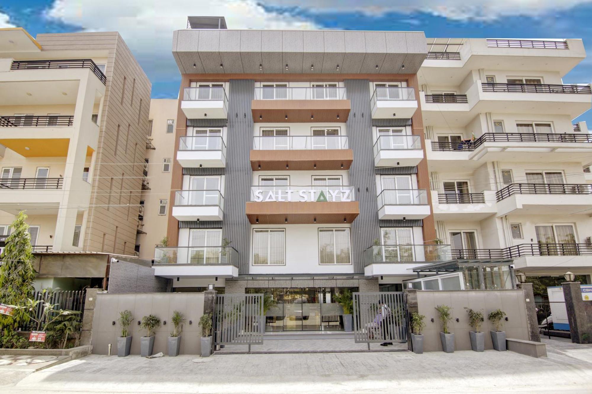 Saltstayz Premier - Near Golf Course Road & Sector 57 Gurgaon Extérieur photo